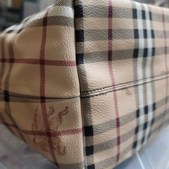 Burberry Haymarket Tote Bag - Picture 5 of 11